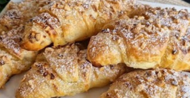 Croissants feuilletés aux pommes