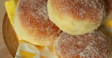 Beignets moelleux au four: un délice facile et gourmand