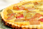 Tarte à la Rhubarbe sur Pâte Feuilletée