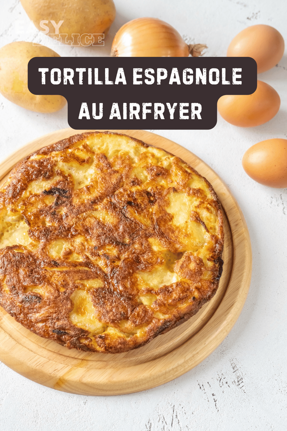 La tortilla espagnole est une recette emblématique à base de pommes de terre et d’œufs, très appréciée pour son goût savoureux et sa texture fondante.