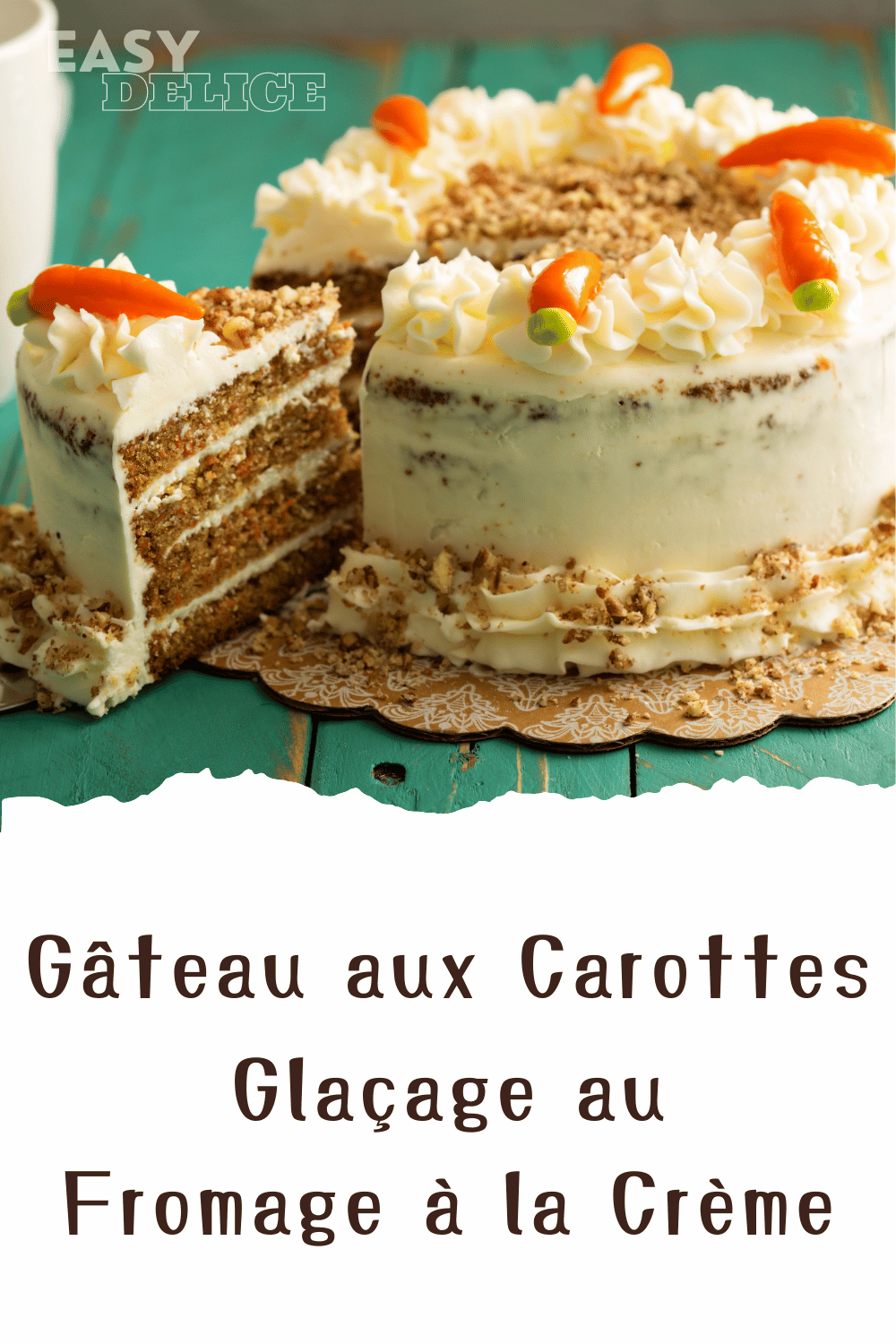 Gâteau aux Carottes avec Glaçage au Fromage à la Crème
