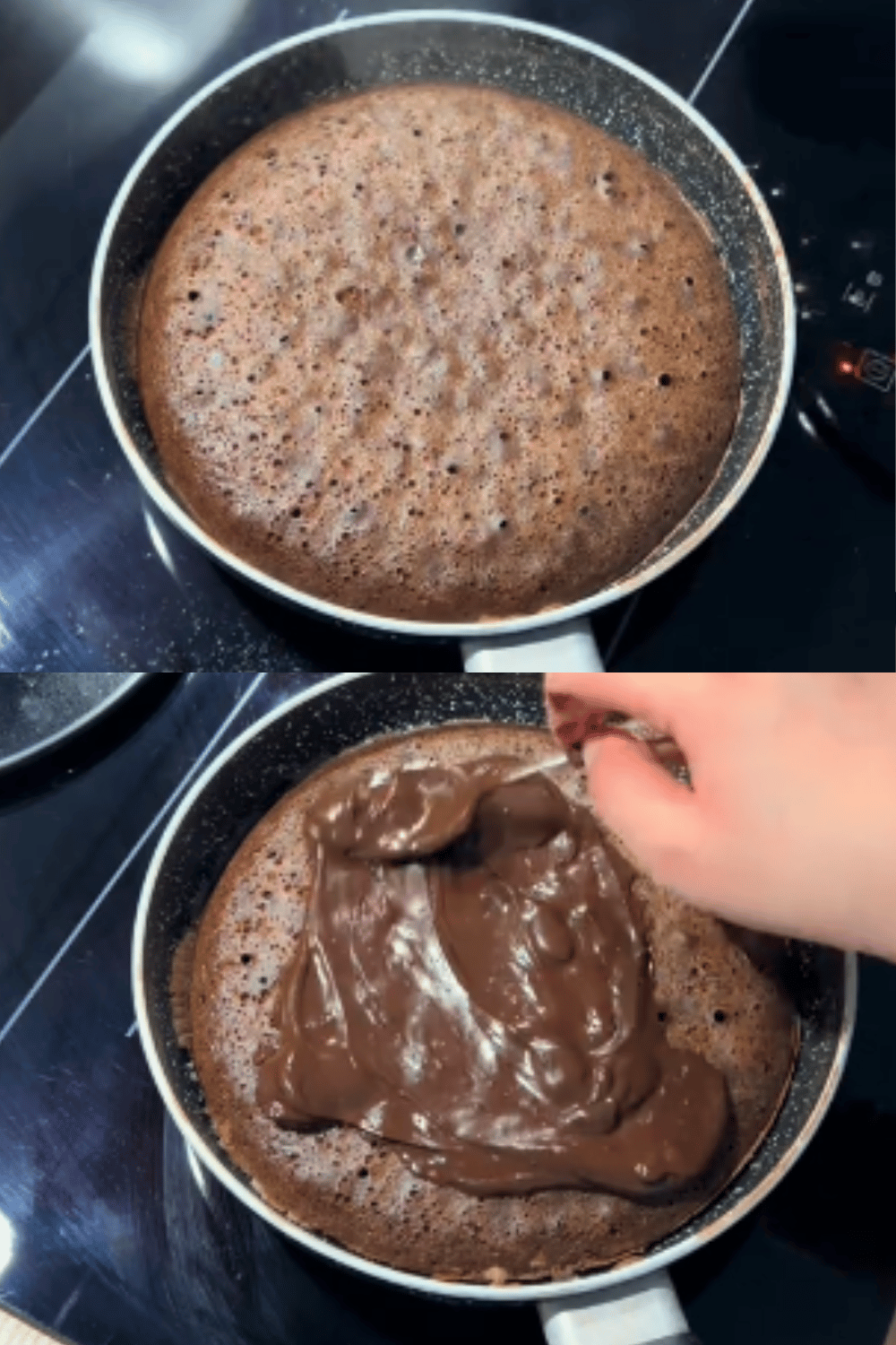 Gâteau au chocolat moelleux cuit à la poêle avec une texture fondante.

