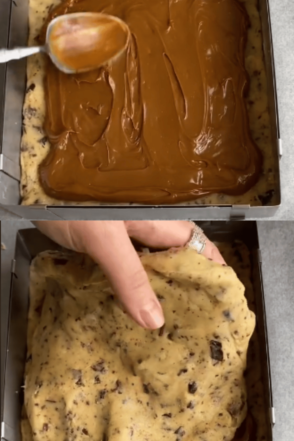 Cookie géant doré, garni de pépites de chocolat et nappé de pâte à tartiner, coupé en parts sur une planche en bois.