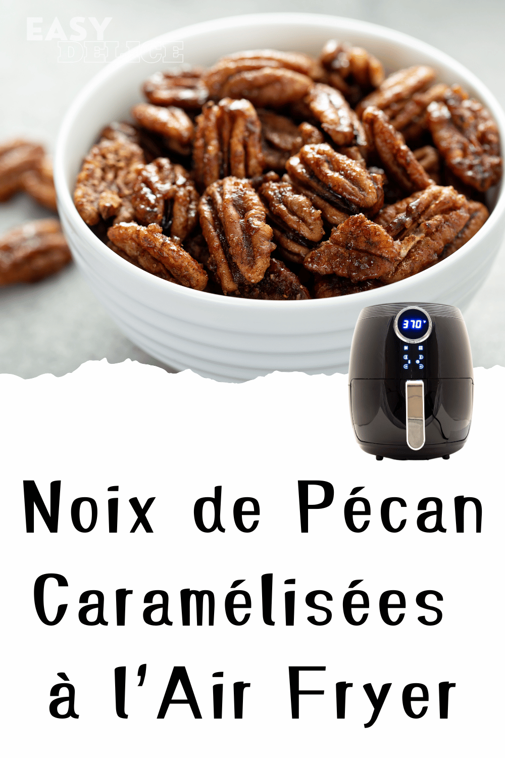 Noix de pécan caramélisées brillantes et croquantes, servies dans un bol élégant.