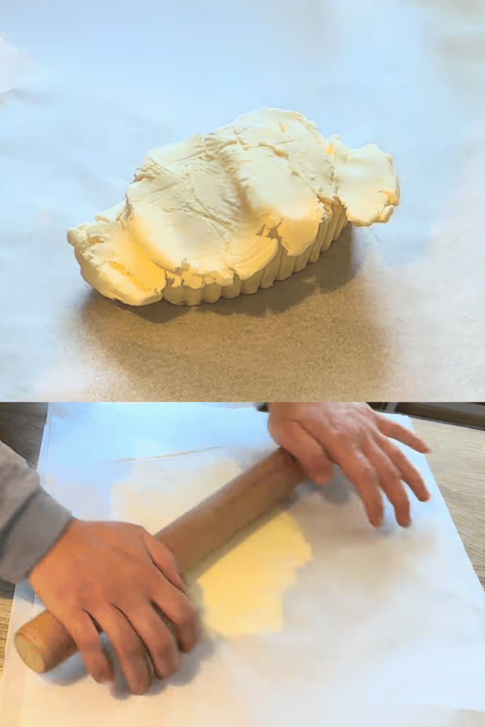 Petits pains au chocolat dorés et feuilletés sortant du four, posés sur une plaque