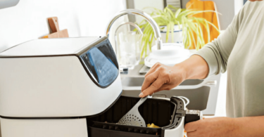 Top 7 des accessoires indispensables pour utiliser votre air fryer comme un pro