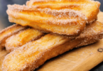 Churros dorés et croustillants au Airfryer avec sucre et sauce chocolat