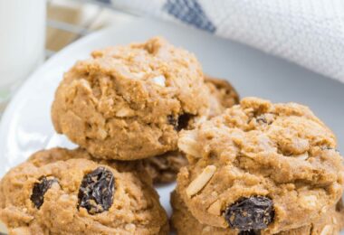 cookies orange raisins