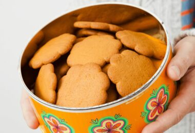 Biscuits dorés et croustillants, parfaits pour le goûter ou le petit-déjeuner.