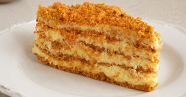 Gâteau Sans Cuisson au Caramel & Crème