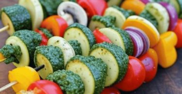 Brochettes de légumes au pesto sur barbecue