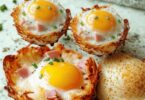Nids de Pommes de Terre aux Œufs, Jambon et Fromage