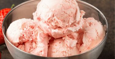Glace Maison Banane-Fraise sans Sorbetière