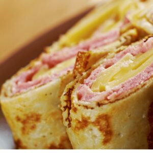Recette de Crêpes au Jambon et Salade Verte de Cyril Lignac