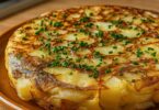 Tortilla Espagnole Croustillante aux Pommes de Terre et Oignons