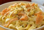 Tagliatelles au saumon frais gratinées