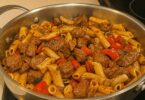 Pâtes au Bœuf Sauté et Poivrons