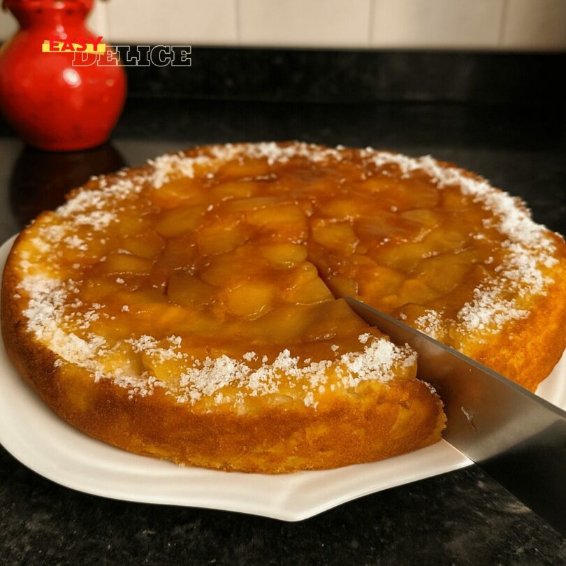 Gâteau aux Deux Pommes