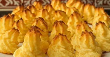 MACARONS À LA NOIX DE COCO