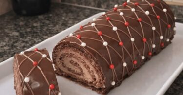 Bûche roulée au chocolat et praliné