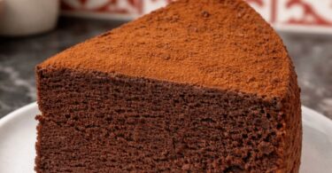 Gâteau Moelleux au Chocolat Texture Haute & Aérée