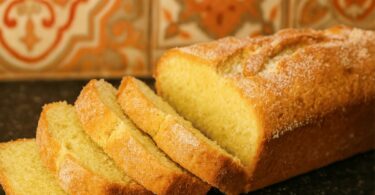 Quatre-Quarts à la Noix de Coco (Moelleux & Hyper Facile)