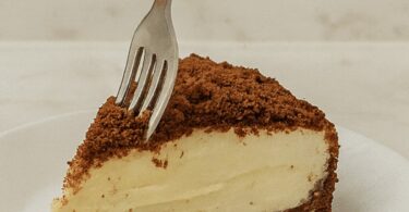 Gâteau Crémeux Sans Cuisson à la Crème Fraîche
