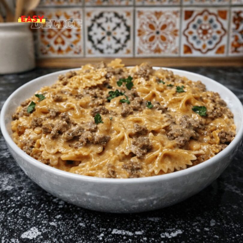 Farfalle à la Sauce Crémeuse à la Viande (Style Restaurant)