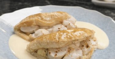 Feuilletés de Saint-Jacques et Sauce au Champagne