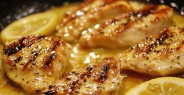 Escalopes de Poulet Grillées à la Sauce Citron & Moutarde