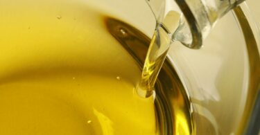 Avantages Santé Détaillés : Huile d’Olive vs Huile de Tournesol