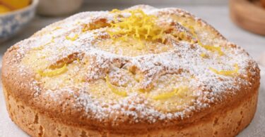 Gâteau Moelleux à la Crème Pâtissière