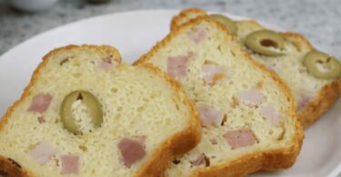 Cake aux Olives et Lardons