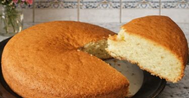 Gâteau au Yaourt 4 Ingrédients