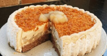 Charlotte Poire Caramel