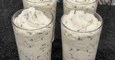 Mousse Chantilly aux Vermicelles de Chocolat