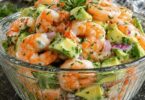 Salade Healthy de Crevettes & Avocat : la Recette Fraîche, Riche en Protéines et Prête en 20 Minutes 🥑🦐