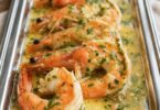 Crevettes à l'Ail, Beurre & Sauce Crémeuse au Vin Blanc