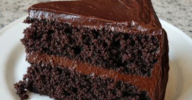 Gâteau au Chocolat en Couronne Fourré à la Ganache