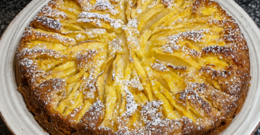 Gâteau Moelleux aux Pommes à la Française