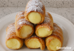 Cannelés de Pâte Feuilletée à la Crème Vanillée
